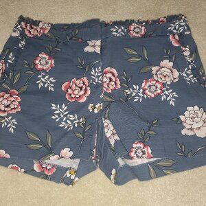 Loft 4" floral shorts size 10